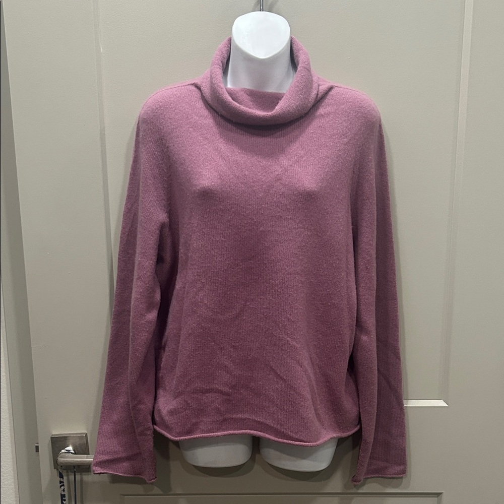 VINCE 100% Cashmere Turtleneck Mauve Dusty Rose Pink Sweater